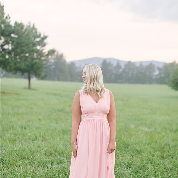 Lulu’s long pink dress - Picture 3 of 4